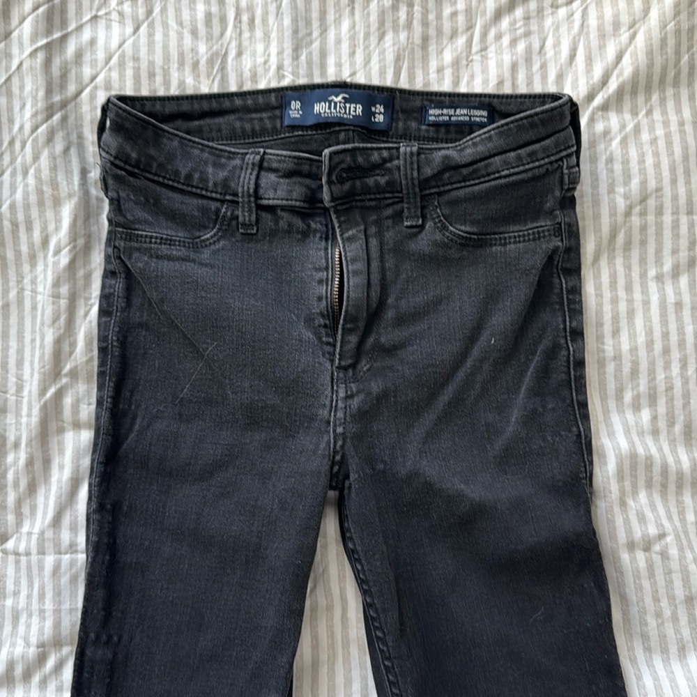 Hollister High Rise Jean Legging (Advanced Stretch) - Size: 0R